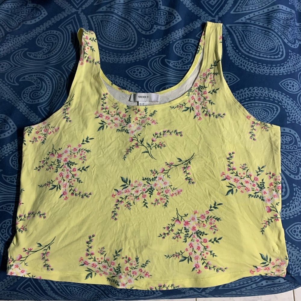 Buy 1 Get 1 Free Crop top